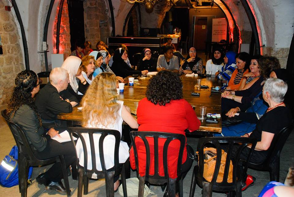 امسية وطاولة مستديرة للنساء في مسرح السرايا بمدينة يافا